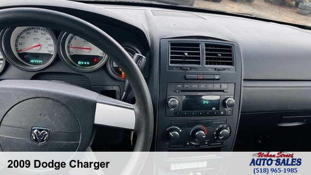 2009 Dodge Charger SE